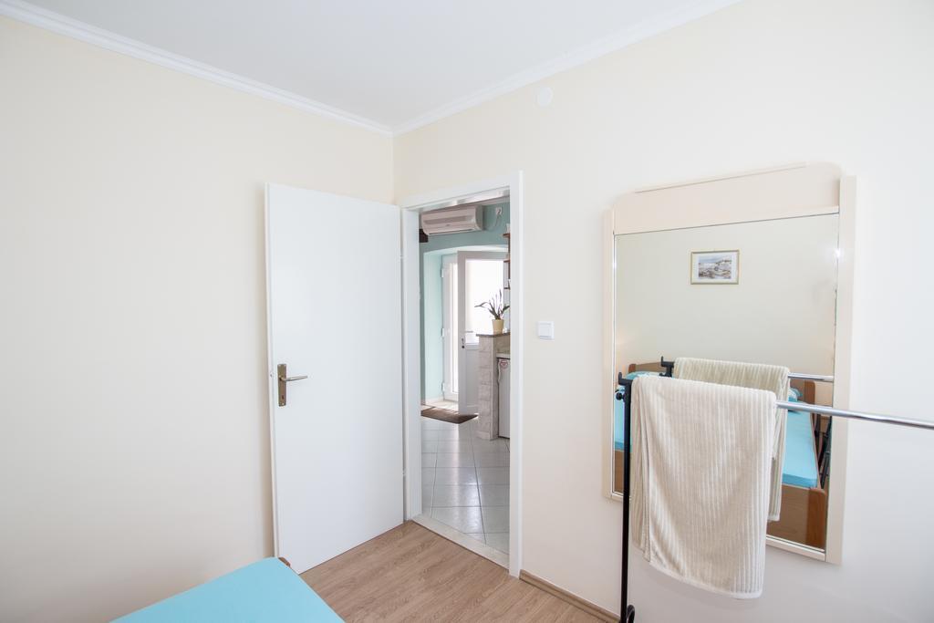 Radovcic Apartments And Rooms Trsteno Luaran gambar