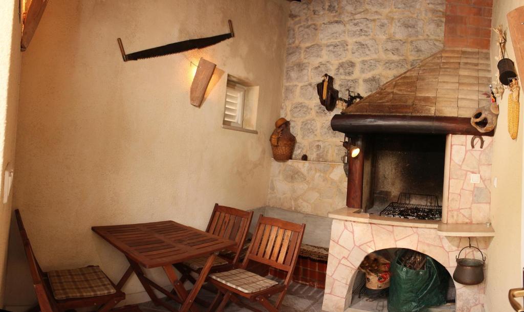 Radovcic Apartments And Rooms Trsteno Luaran gambar