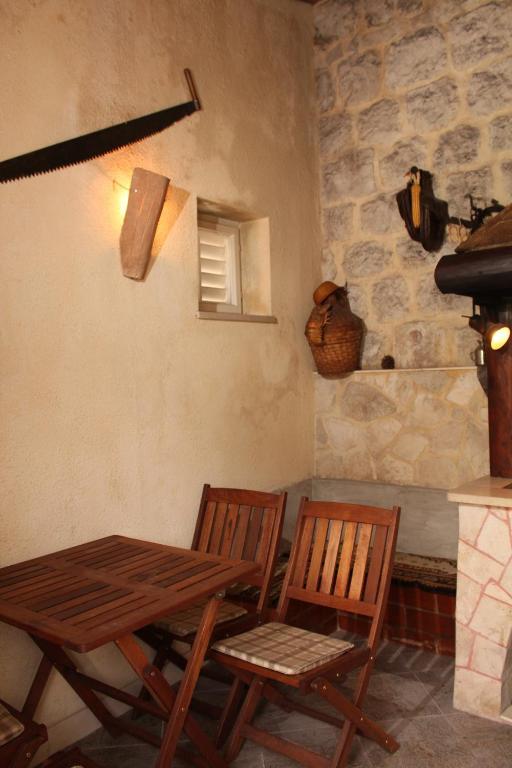 Radovcic Apartments And Rooms Trsteno Luaran gambar