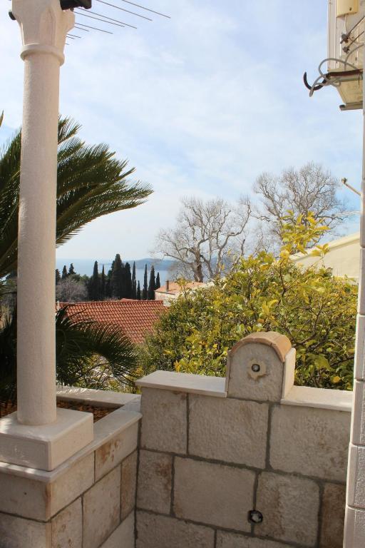 Radovcic Apartments And Rooms Trsteno Luaran gambar